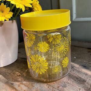 Vtg. Corning Glass Yellow Daisy Jar Canister And Lid Cheery Retro Cottagecore